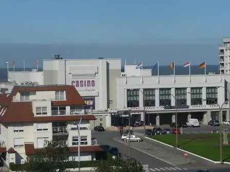 Knokke-zoute Near With Garage *